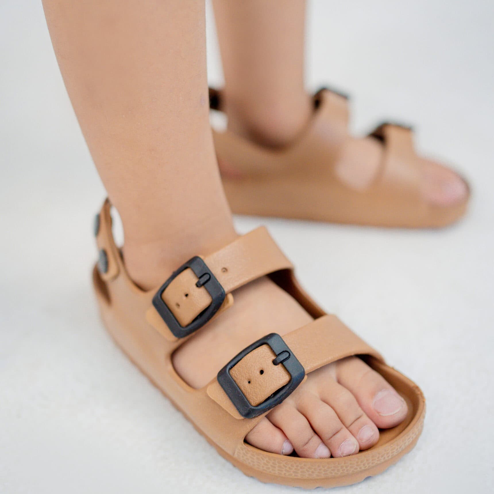 ENEL SANDAL - Gambar 5